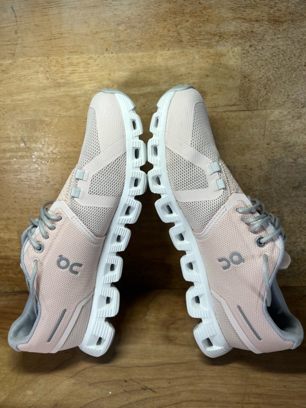 On Cloud 5 REFLECTIVE Womens Size 9.5 Running Shoes Sneakers Light Pink - Picture 6 of 12